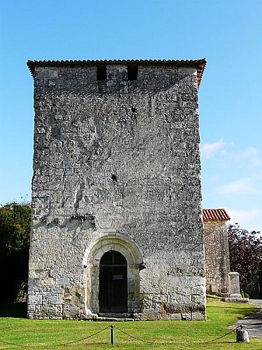 450px-Ribérac_Saint-Martial_église_(2)[1]