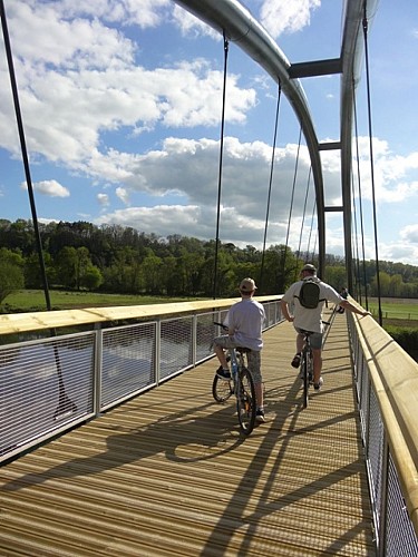 avril 2015 vélo route voie verte mauriac-sourzac (15)