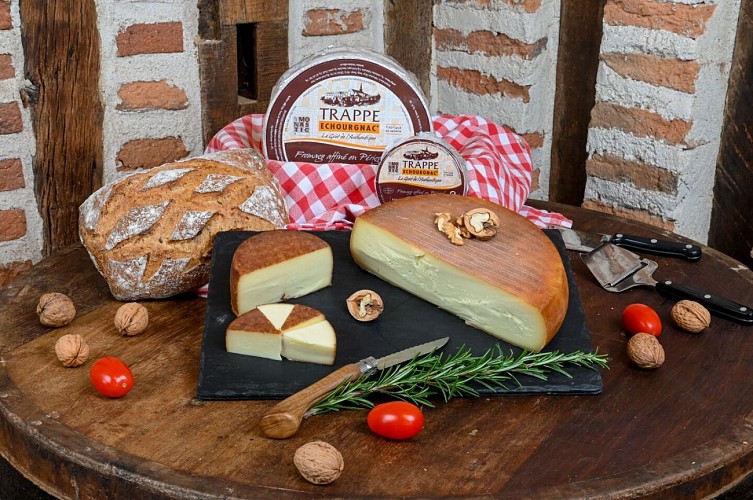 Abbaye-d-Echourgnac-Fromages