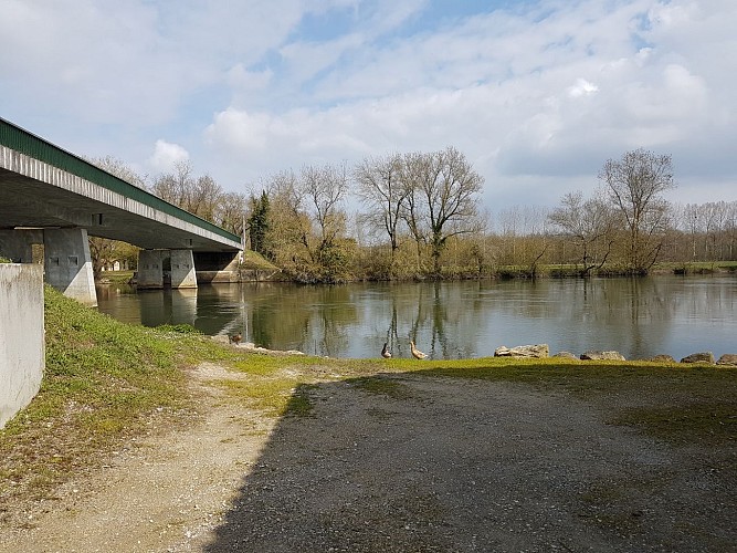 Pont d'Ambérac