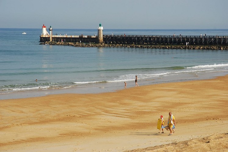 CIRCUIT PORT ET PLAGES - Plage
