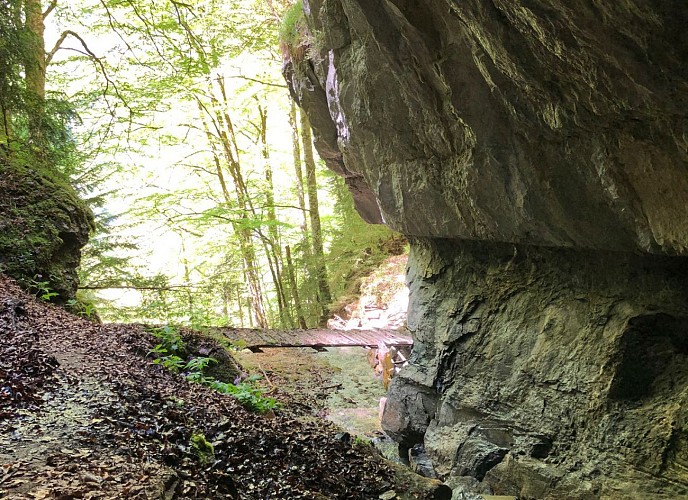 Grotte-Eaux-Chaudes8©OTLaruns-DP