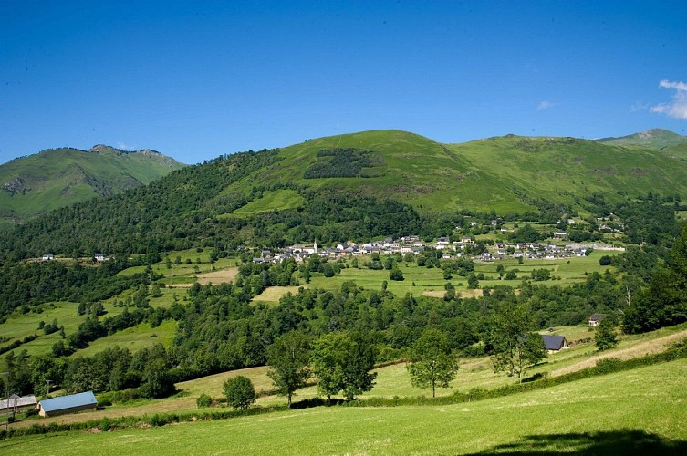 vue sur le village d'aas©otebe.follet