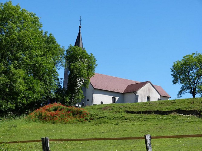 L'église de Charchilla depuis La Voie Romaine
