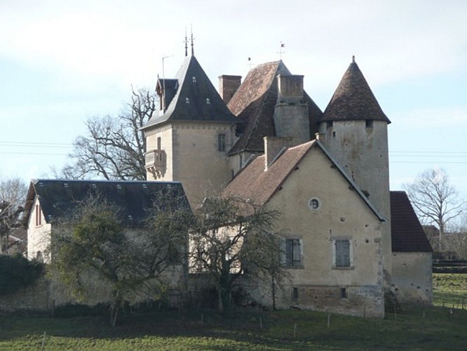 Chatelus-Malvaleix-chateau2.jpg_1