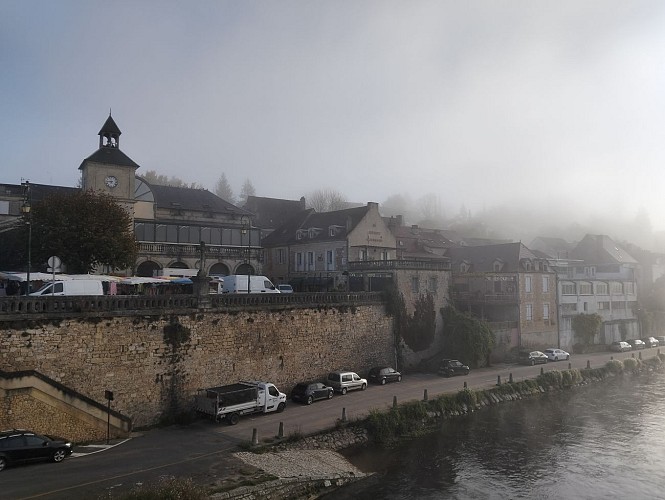 Quai Mairie Le Bugue_Nov 2025