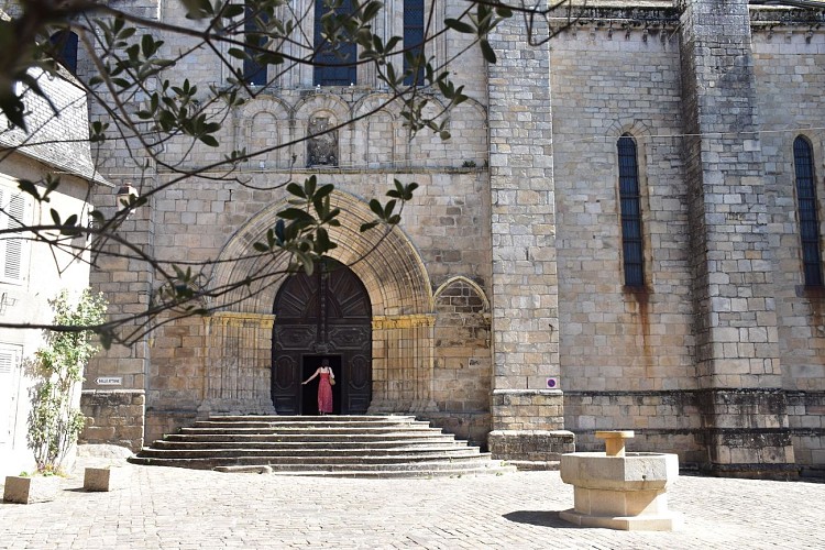 V 56 Limoges - Saint-Yrieix-la-Perche (Véloroute)