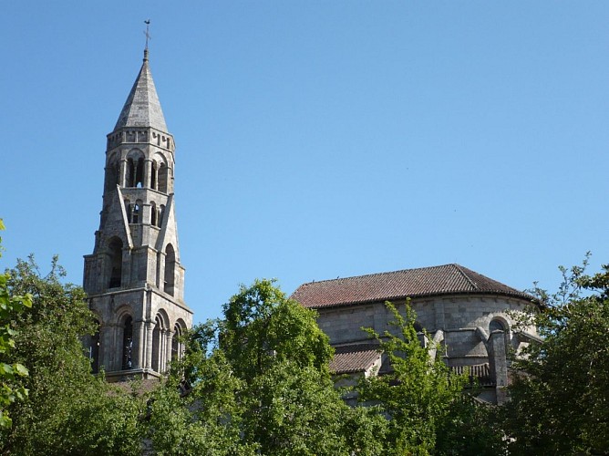 V 93 Limoges - Vassivière (Véloroute)