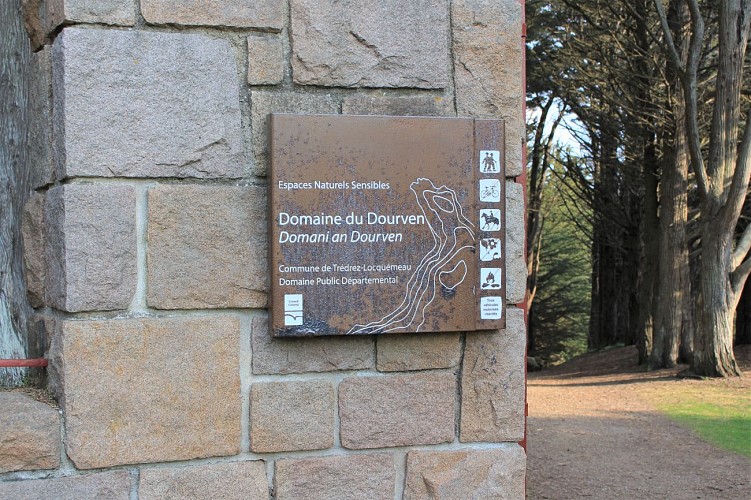 Balade sur le site du Dourven