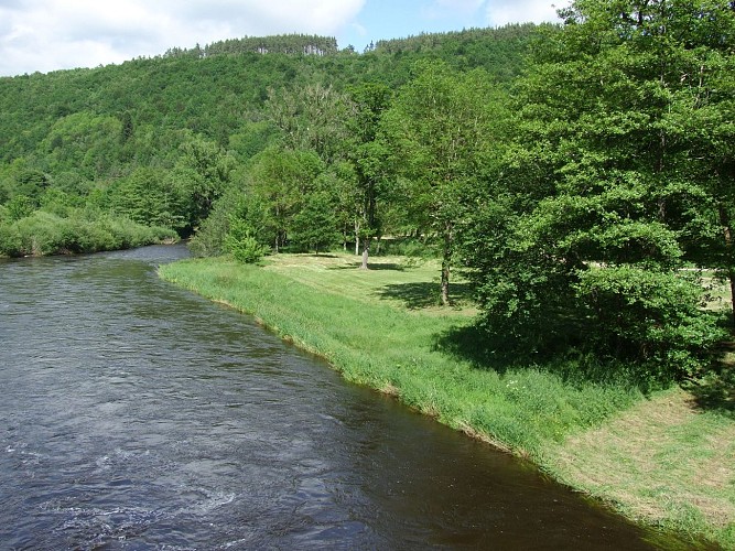 La Truyère à Laval-Margeride-Cantal-Auvergne