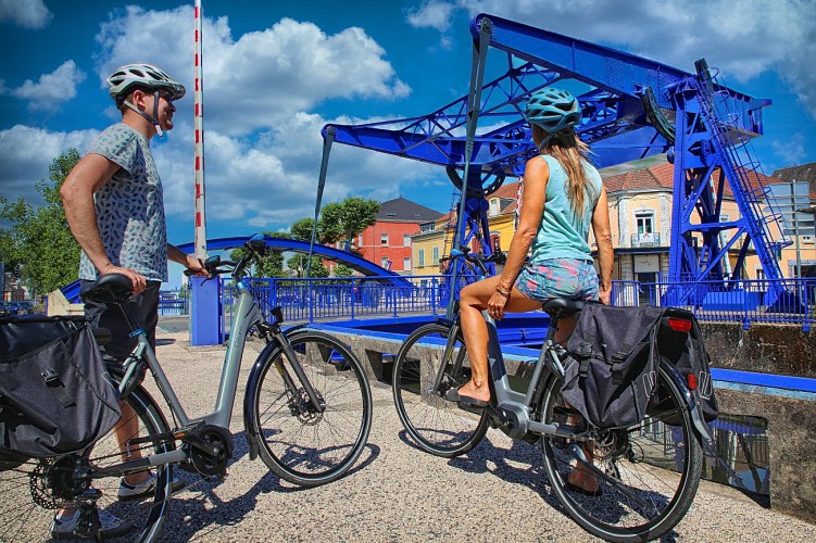 Montceau pont levant