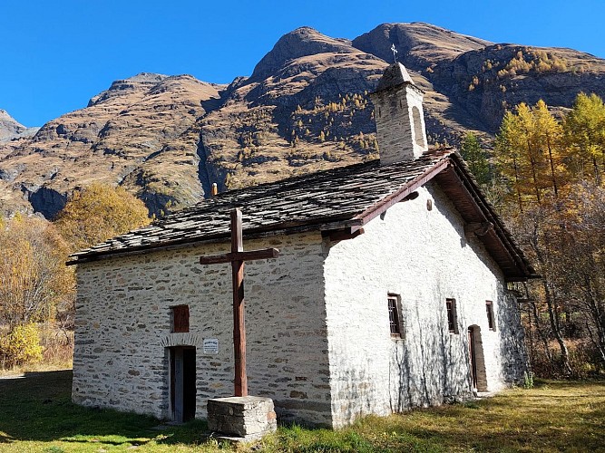 Refuge d'Avérole - Discovering an authentic valley with your family