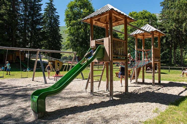 Jeux de l'étape aux Contamines Montjoie