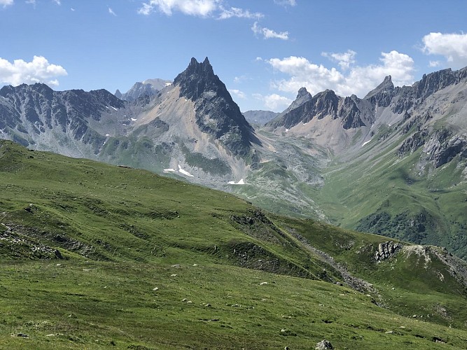 Le Pas des Griffes via Geneuil - Percorso a piedi