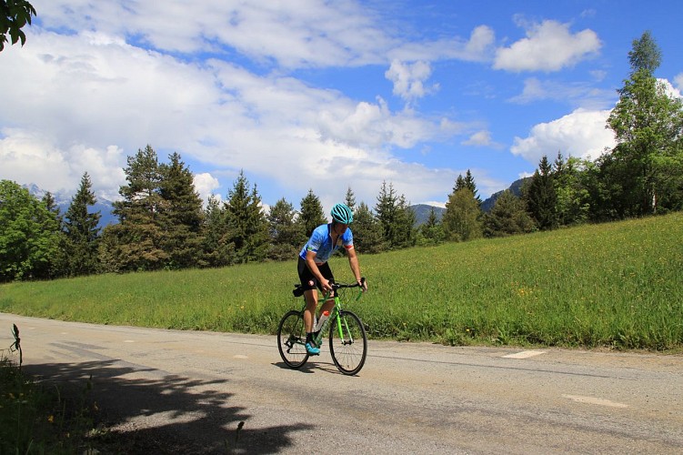 Montée à Montdenis