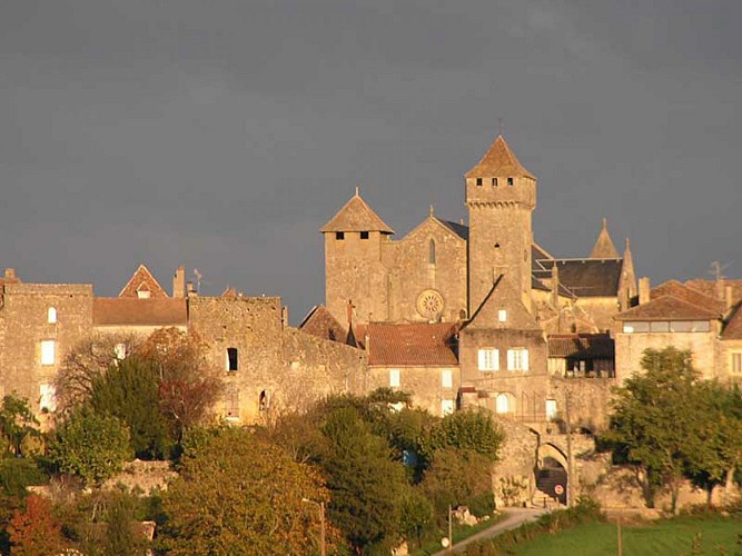 Boucle du Dolmen Blanc - Beaumontois en Périgord (Nojals et Clottes)