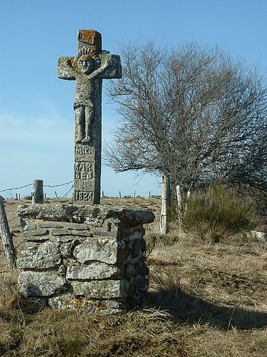 La Croix du Cayre (les drailles)