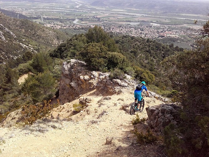 MTB Nr. 8 - Grand Tour des Collines von Manosque mit dem Mountainbike