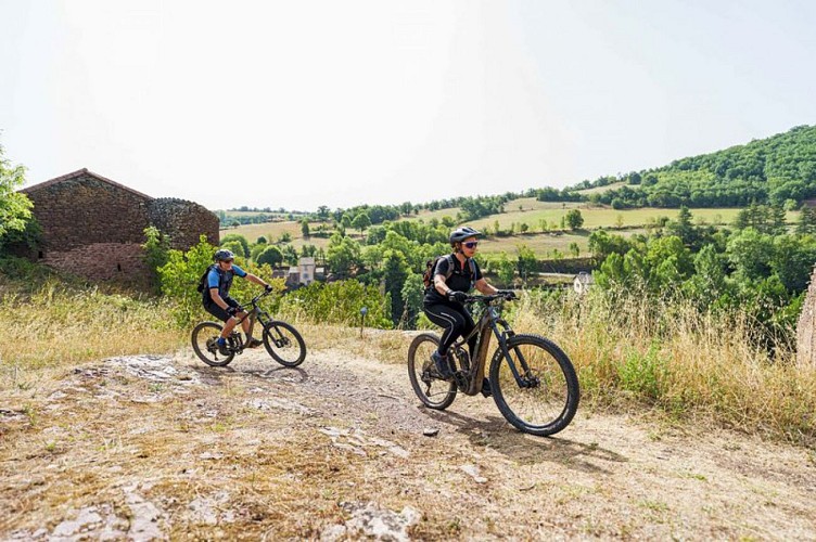 VTT Combret haut du village - ©Exo Dams