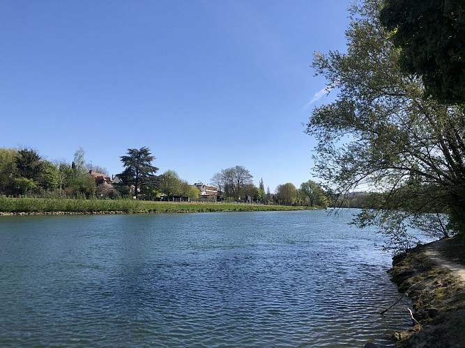 Bord de Marne