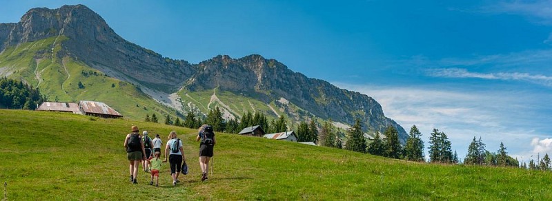 De chalets Fullie en Cha in een lus van École