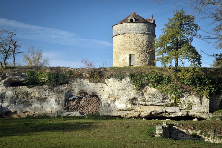 SAINT QUENTIN DE BARON - Fuie