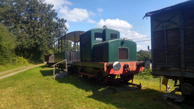 Du Pont-Aubert aux Rochers Noirs