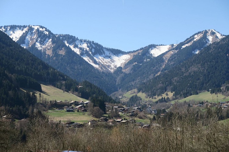 Hiking: from hamlet to village_Saint-Jean-d'Aulps