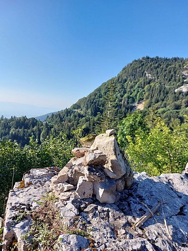 Hiking: from La Faucille - viewpoint at La Redoute