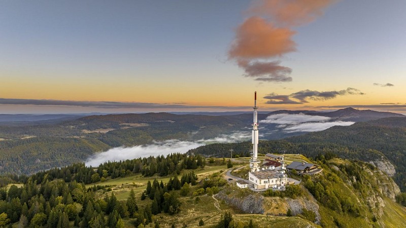 Hiking : Le Petit Montrond from La Faucille_Gex