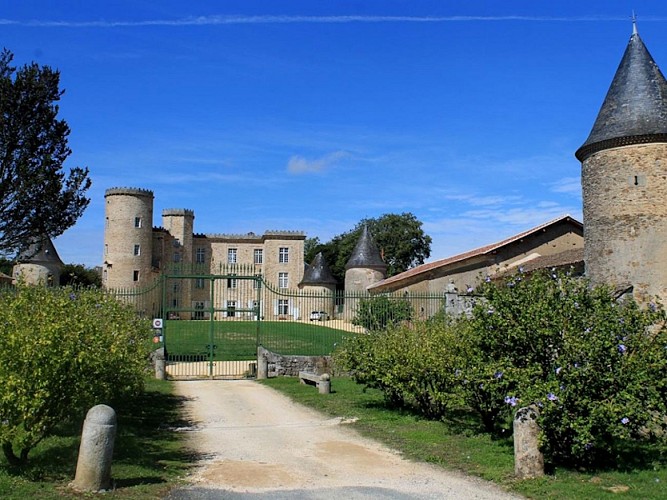 Chateau_Cromieres_800x600