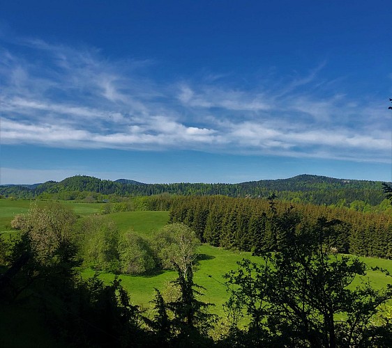 Le Plateau de Retord entre combes et cols