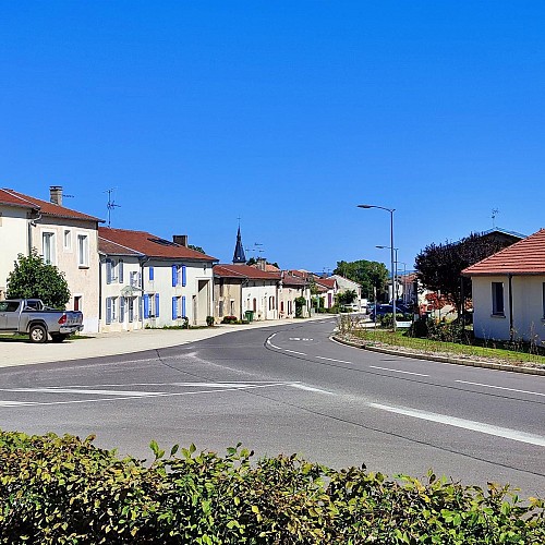 Départ à l'entrée du village