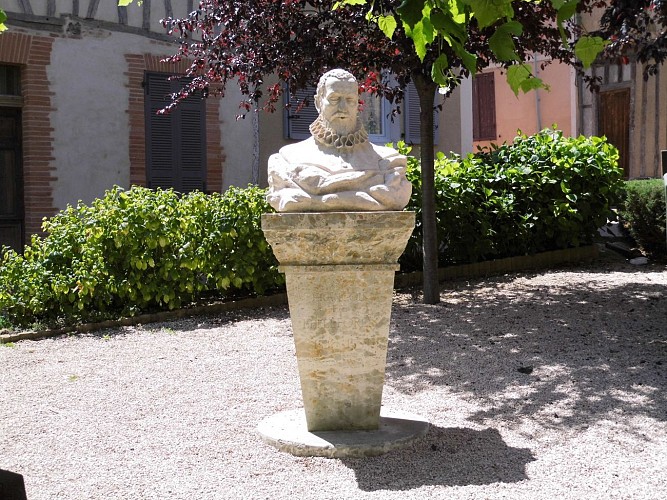 Buste françois de Belleforest