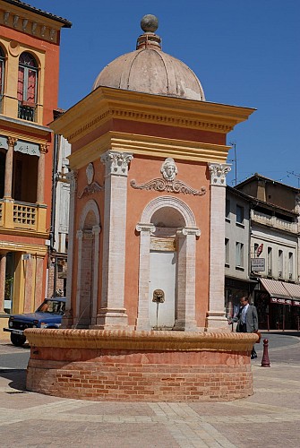 La fontaine, Samatan