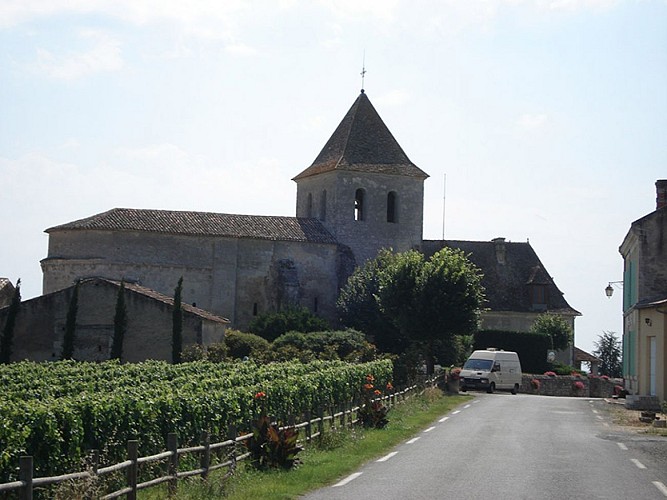 carsac_de_gurson_eglise3