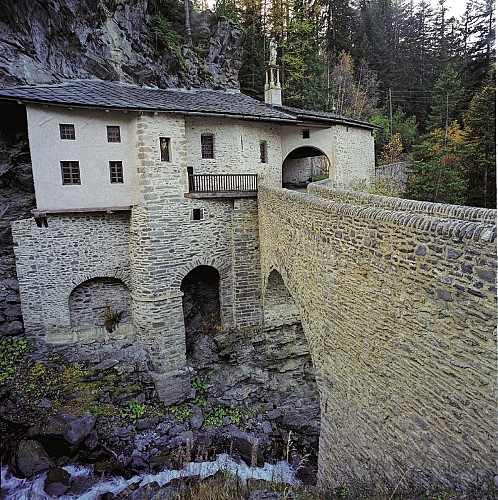 notre_dame_du_charmaix