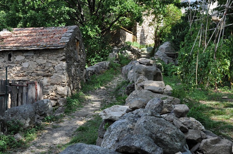St-Martin-de-l'Arçon - Calades et hameaux