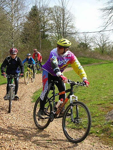 Base VTT de Sédières – Circuit n° 7 - Le Tour des Clochers