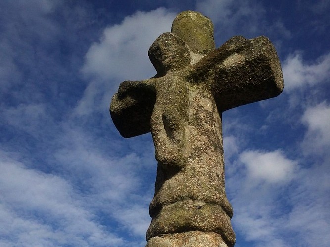 le petit tallevendais croix de la peste St Martin de Tallevende