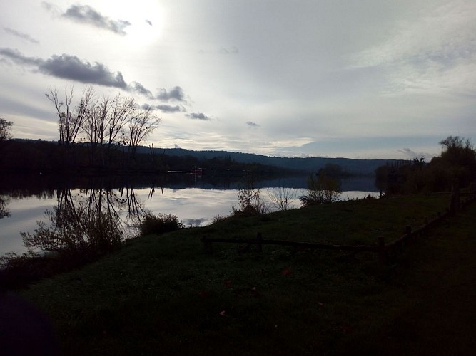Bord de Seine de Muids