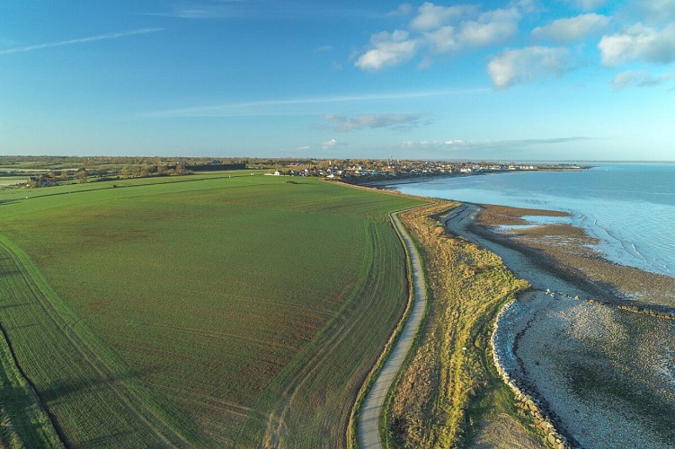 Voie_verte_de_la_Liberte-La_Velomaritime-Aera_Drone___Calvados_Attractivite-11463-1200px