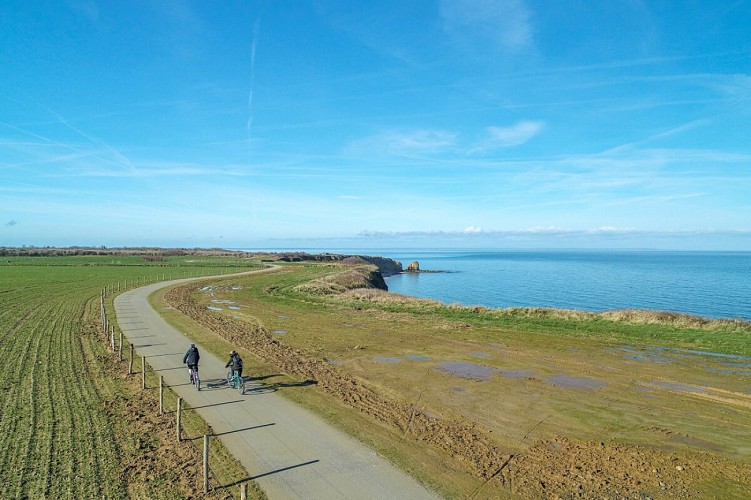 Voie_verte_de_la_Liberte-La_Velomaritime-Aera_Drone___Calvados_Attractivite-11439-1200px