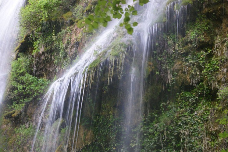 les cascades de Roquefort