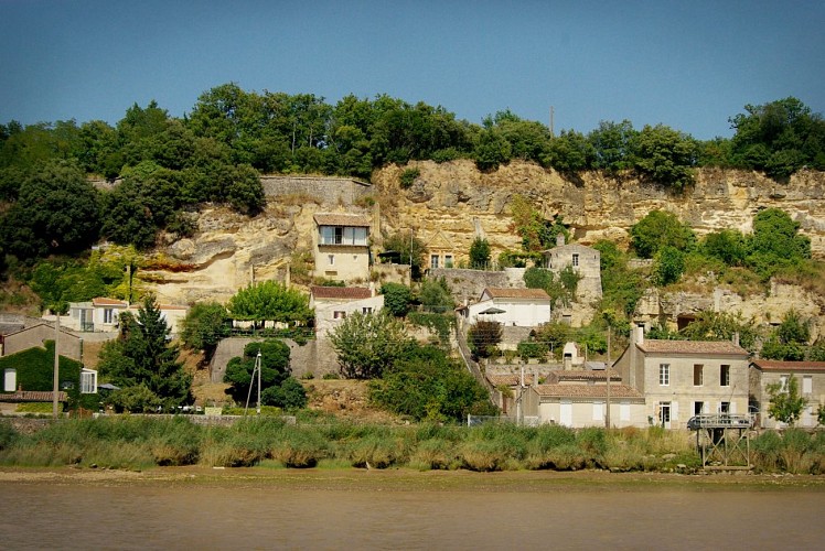 Carrelet rouet corniche bourg 800x600 (1)