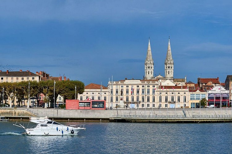 Mâcon et les quais de Saône