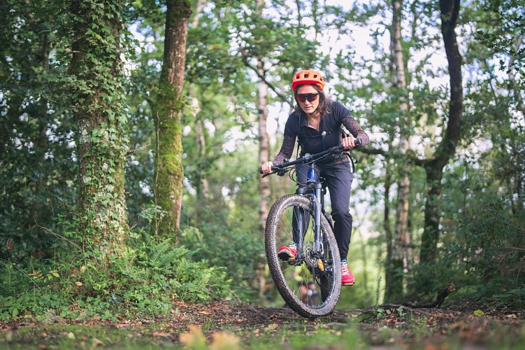 241008-1108-VTT-Trail-SuisseNormande-_A750647©le7emeStudio.fr