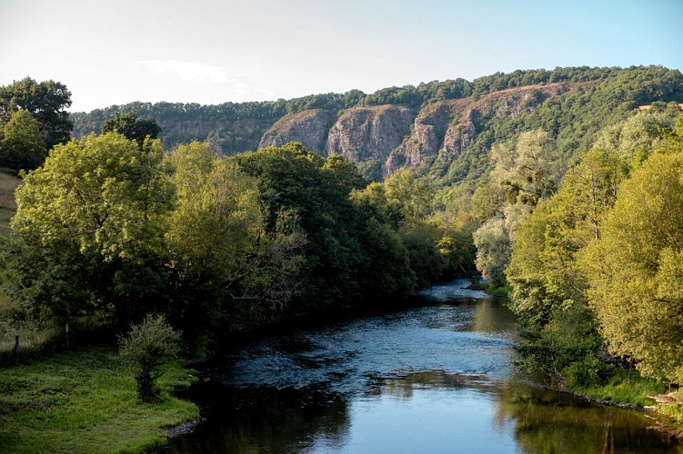 Les_Rochers_des_Parcs-Pour_le_web__Hellolaroux_-_Pour_le_print_-_Amelie_Blondiaux_-_Hellolaroux-11850-1200px