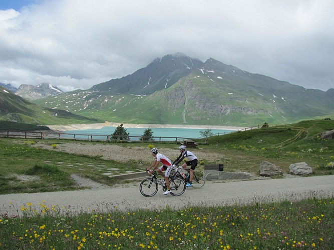 Lake of Mont-Cenis