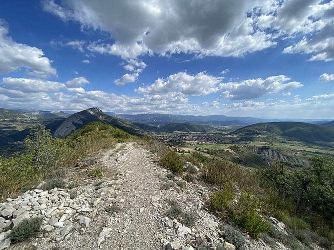 Sentier panoramique sur le Sisteronais